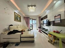 西郊半岛名苑 2室2厅1卫 精装修 235万元