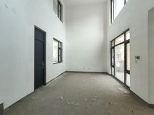 中建锦绣首府别墅 4室2厅 315平 带院子