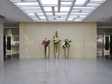 燕莎大厦 1241平 毛坯未装修