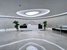 免租期8个月,中电长城大厦1000平高使用率,配家私出租