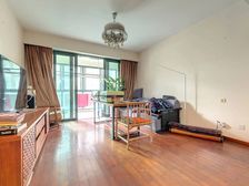 金湖湾花园 4室2厅 166.2平