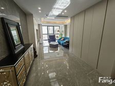 新上观澜 川中 带50平院子诚心出售 看房随时/