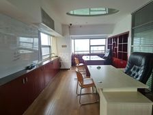 特价!国贸中心旁中盛精装写字楼,办公设备齐全,拎包即可办公