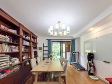 紧靠园静谧宜人-仿佛置身公园-少见正气两卫