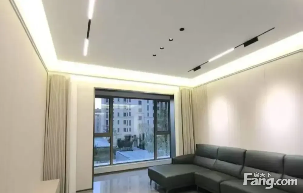南开实景现房 一口价 438W 南北通透三室带阳台可选精装包