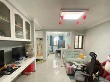 凉城公园对面,一梯两户,精装修家电全送,周边生活设施齐全!