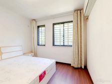 此房业主诚意出售,视野宽阔,采光充足,随时看房