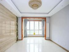 长阳 溪雅苑二区 2室 1厅1厨1卫 南北向落地飘窗全明户型