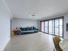 中惠新城 5室2厅 东南