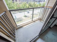 奉贤新城,下叠别墅,送双层地下室,紧邻龙湖天街,钥匙房