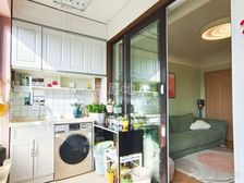 金地自在城三期 3室2厅1卫 精装修 475万元