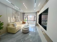 东方之珠 电梯带露台 出门地铁2号线 吉大二部 拎包入住