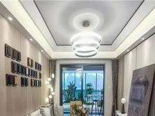 必看好房:首创 公建化外立面 跑道级阳台 一线江景精装房