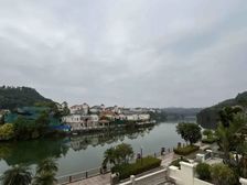 三正半山大独栋别墅,一线湖景,857平,豪华装修拎包入住