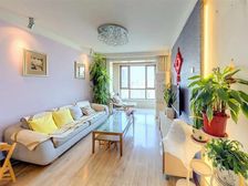 荣景园,中间楼层,全阳朝南阳面,房东诚心出售,随时看房!