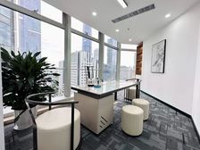 珠江新城地铁口 两个月免租期 带家私200方办公室出租