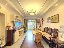 龙兴里 3室一楼 南北通透三室采光好 满五年 可贷款