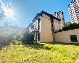 森林别墅 天然氧吧 致地龙熙台靠山 大花园别墅 得房高