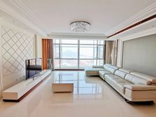 坐在客厅看孩子上课的好房子!送车库两个!精装修120万!拎包