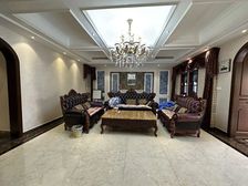 中央香榭下叠,急售低于市场价一百万,出门地铁口山姆南大