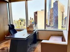 东三环地标 呼家楼地铁 京广中心255平精装遗留带家具出租