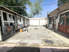 后海 上佳风shU 什刹海 独门独院 院型方正 改造空间