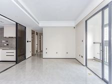 狮山 · 上瑞阁北区 · 开发商统装,三开间朝南 采光好!