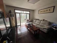 小高层一梯两户 飞机户型,楼下交通公园,全天采光,满五