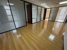 地铁3号线东仰岭红馆207平5个隔断东南朝向!精装个人出租