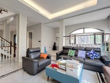 全新毛坯 类独栋 实用空间大 北花园 看房随时