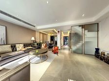 七号线地铁 华润红橡世家 联排别墅 品质装修 上下共五层