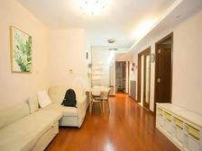 浦东三林万科精装三房 南向顶层满五住宅