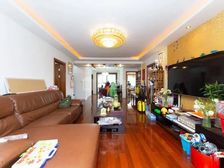 超赞的蝶式3房 有固定租赁车位 凤凰楼层 满五且一 业主诚意