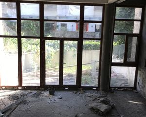 (西边套,靠河)院士花园联排别墅 靠河位置 实用380平