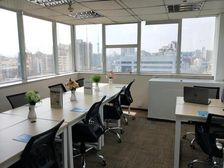 华强北靠窗30平【带家私、包水电、网络】拎电脑即可办公
