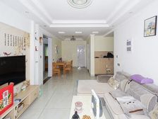 虹锦湾花园三室二厅 装修空关 满2年 拎包入住