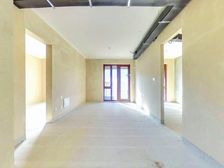 双阳卧室,南北通透,随意装修,着急卖