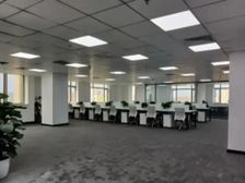 五道口清华科技园整层1500平,精装修带家具,免租3个月