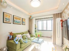 苑,电梯13楼,位置好,业主自住精装修,双南户型拎包入住