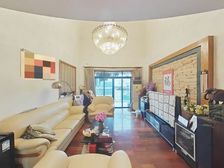 顶楼复式大四房,老房东代理委托房子出售,中噶费好谈