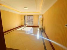 海尔格林小镇风笛庭院 高绿化 双卫 满五 朝南 带电梯