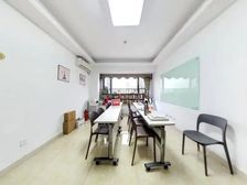 花园社区4房,南外大冲,近地铁,地处粤海街道