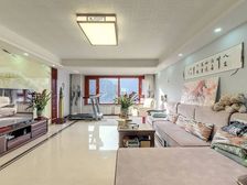 精装急卖!鼎秀家园观山大三室!好位置+采光视野好送车位地下室