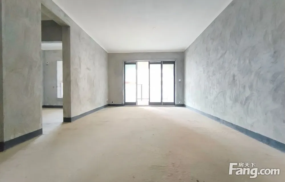 巴滨路板式结构洋房 近轻轨 配套成熟 四房双卫只要94万！