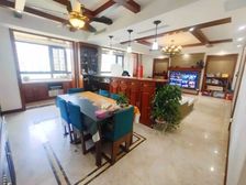 四室朝阳,南侧观山景,赠送车位,证满两年,中间楼层,大开间。