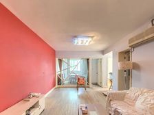 长寿路高区景观电梯两房,户型方正。