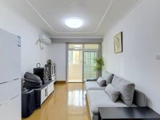 次新房带露台带书包精装修,