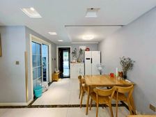 象屿都城嘉园 4室2厅2卫 精装修 125万元