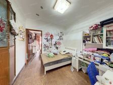 此房近地铁,采光好,视野无遮挡,总价低,户型优