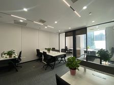 星海广场地铁口恒宇广场100平 带隔断交通便利环境优越